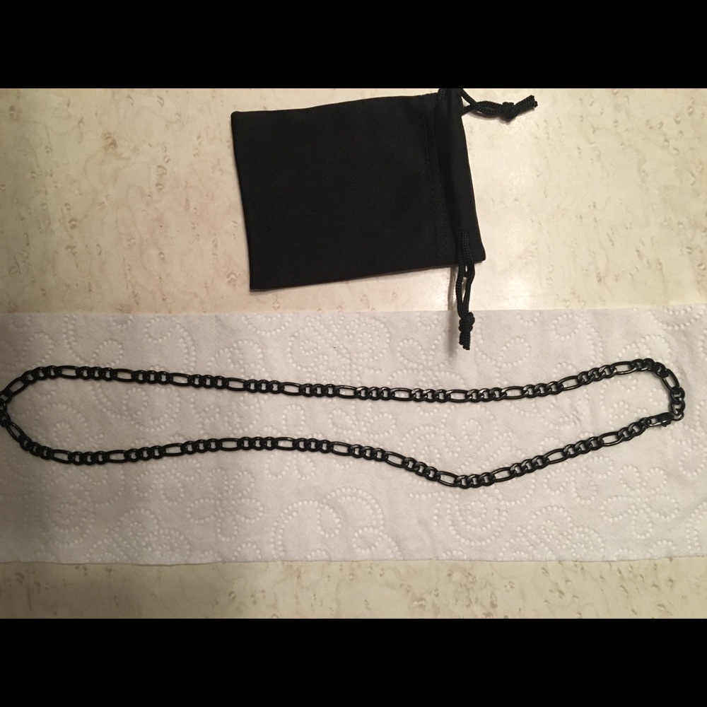 All black Metallic necklace/ never used/ w/bag